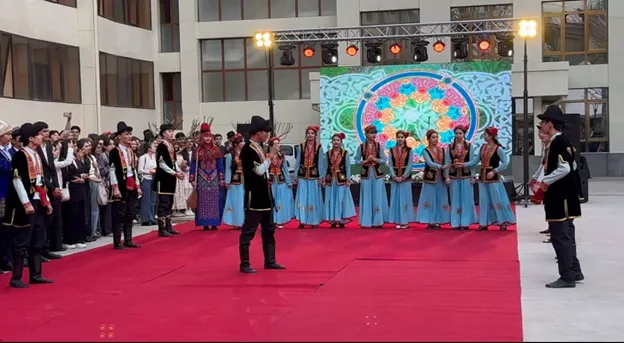 The Soul of the Steppe: Literature and Song Culture of Karakalpakstan