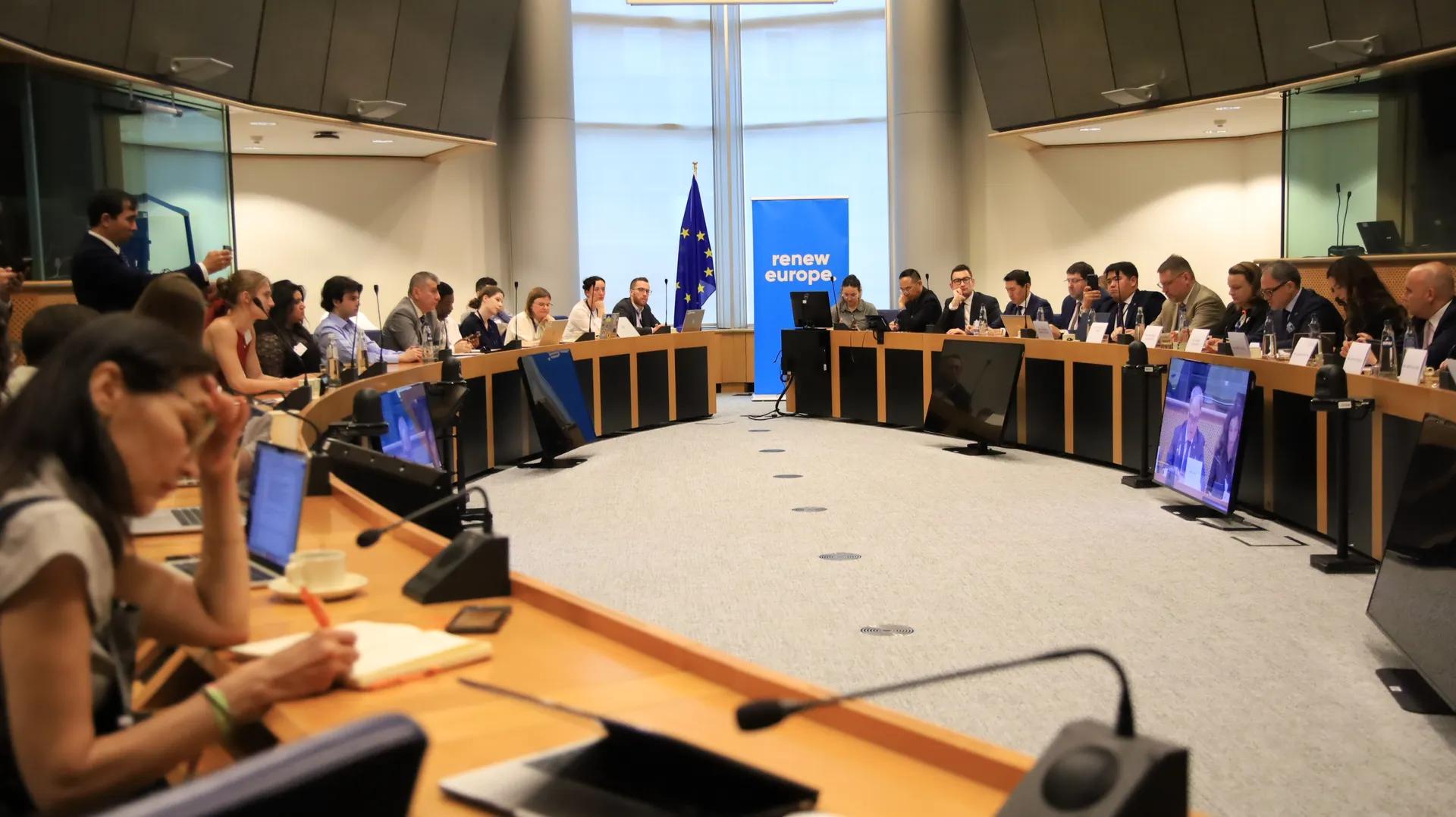 Trans-Caspian Corridor Takes Center Stage at European Parliament