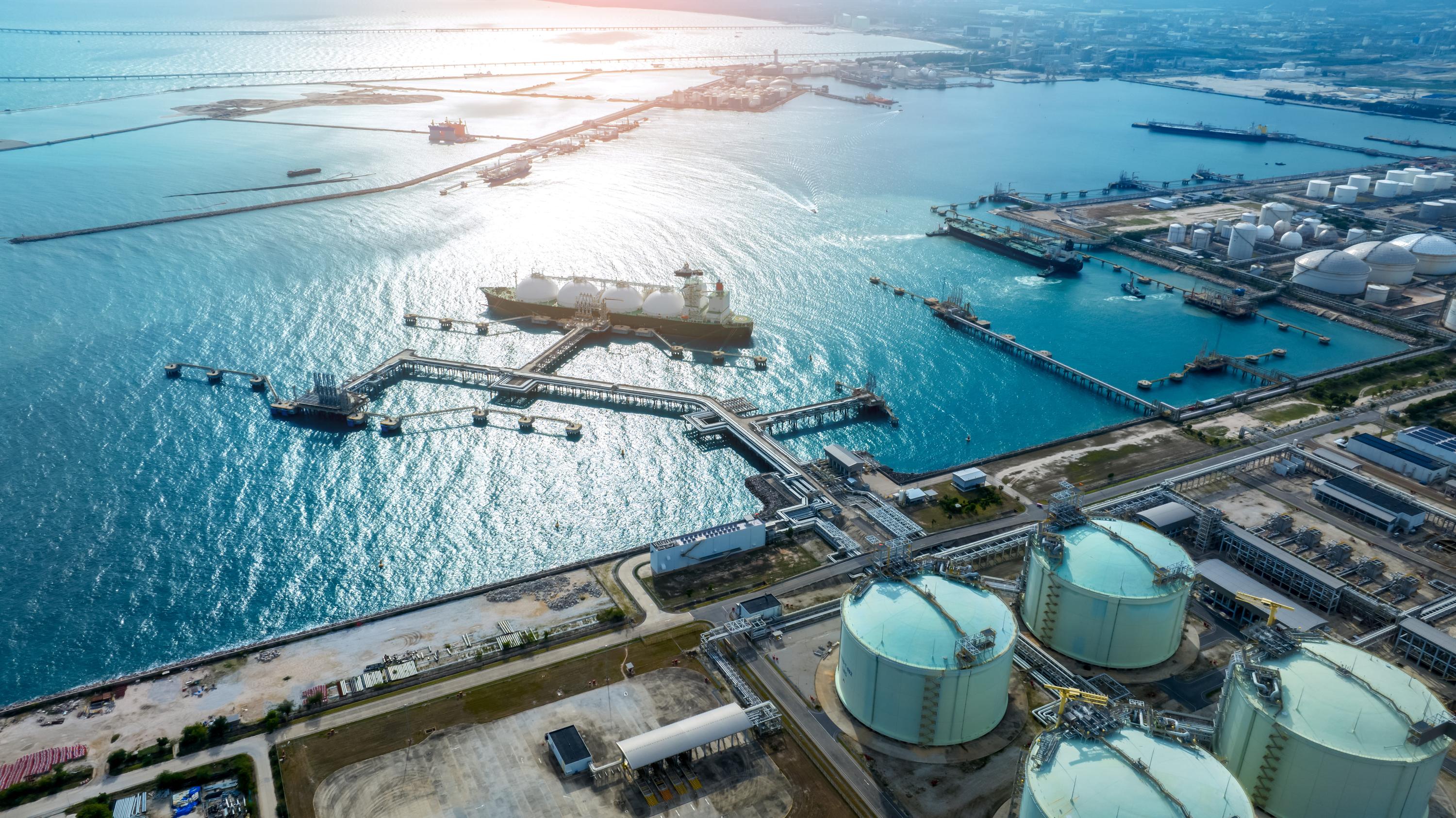 Qatar Deepens Energy Ties in Europe